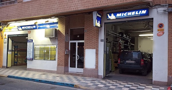 Classic Neumáticos Y Servicios S.L.