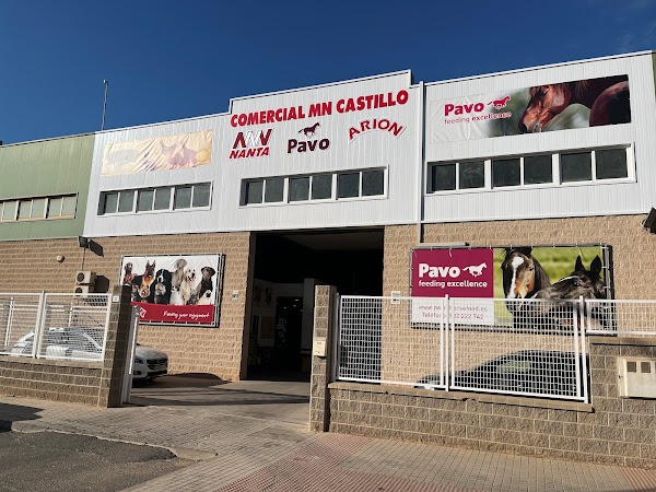 MN Castillo – Piensos y accesorios para animales