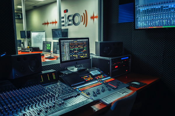 EISO Escuela de Imagen y Sonido de Almería