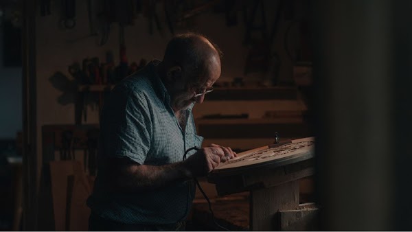 Javier Jiménez Victorio | Restauración de muebles en Madrid