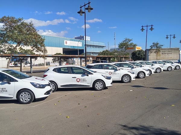 MBR0,8,-4 C4 ST1 SP0 FM0 FC111111111