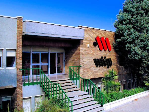 File written by Adobe Photoshop? 5.0