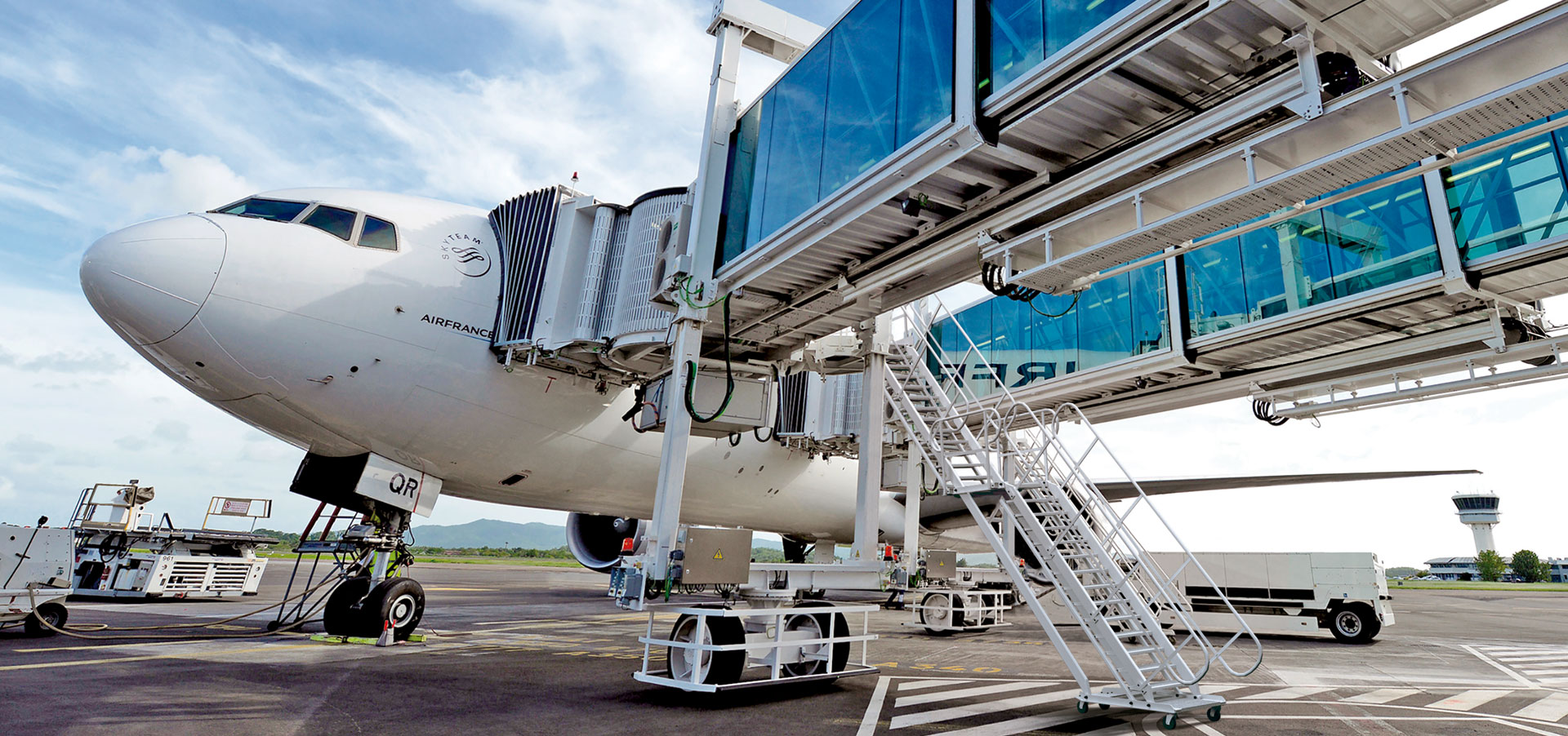 ADELTE TRANSPORTE Y SERVICIOS EFS SL.
