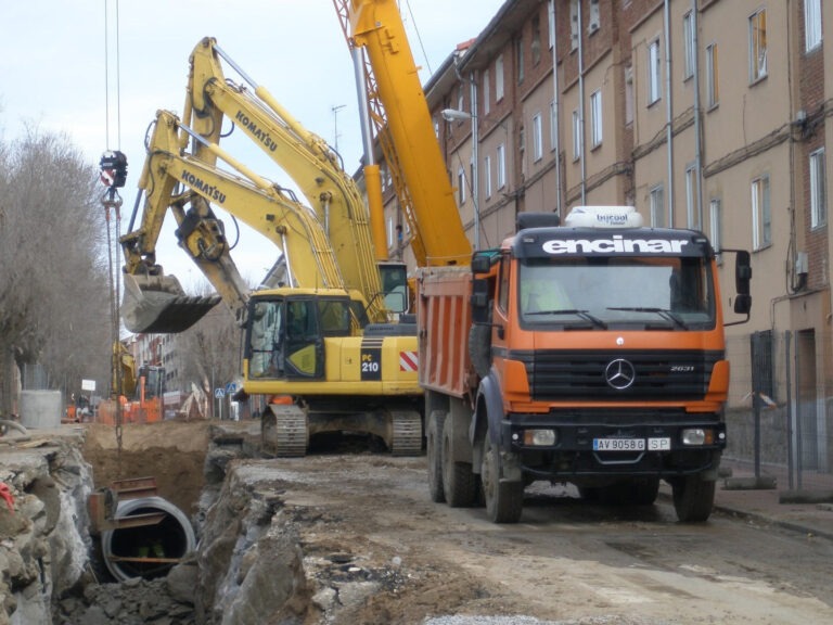 EXCAVACIONES-ENCINAR-SL-2.jpg